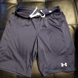 Boys Under Armour Shorts LG